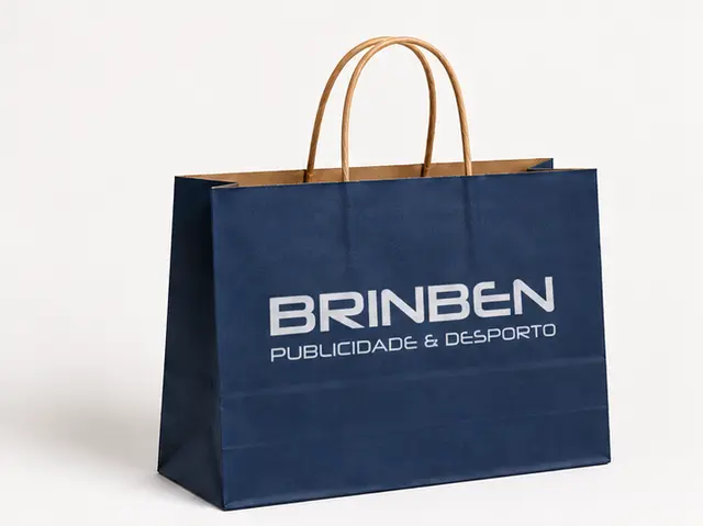 Saco de papel grande azul-marinho com logótipo BRINBEN